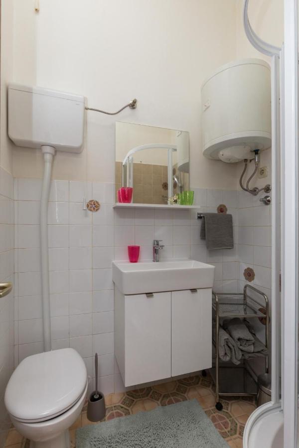 Apartment Sweetest Thing